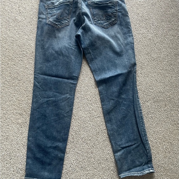 Silver Jeans - Picture 2 of 4